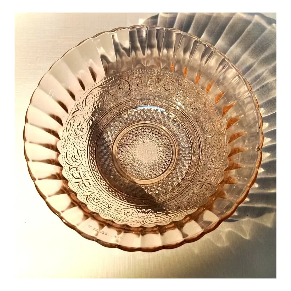 1042.  Vintage Pink Depression Glass Bowl Trellis Pattern
